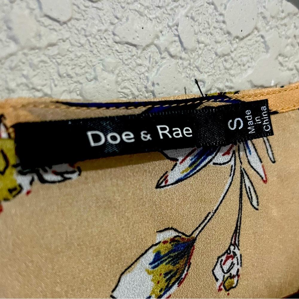 Doe & Rae sheer top - Picture 2 of 2